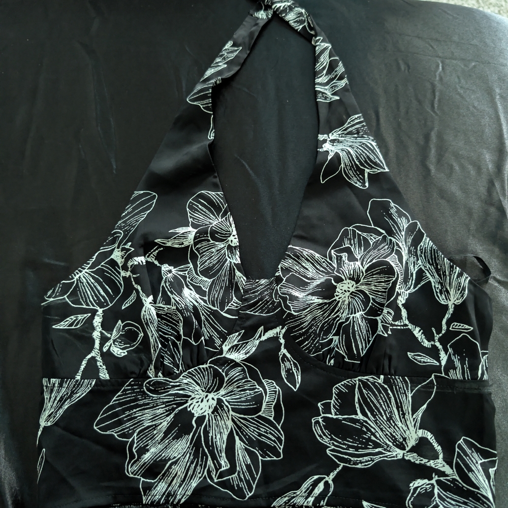 Floral Cropped Halter Top
